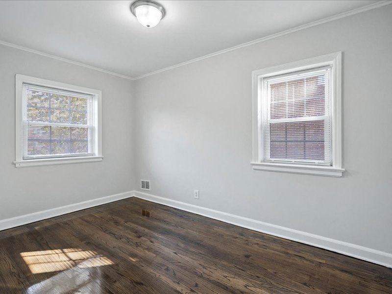 Gallery Photo 31